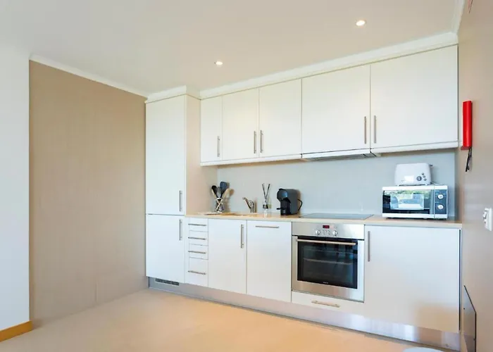 Apartamento Snazzy Varandas Do Castelo One Bedroom With Sea View Sleeps 2