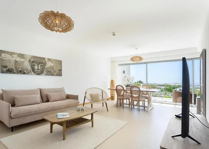 Snazzy Varandas Do Castelo One Bedroom With Sea View Sleeps 2 Apartamento *