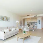 Apartment Snazzy Varandas Do Castelo One Bedroom With Sea View Sleeps 2