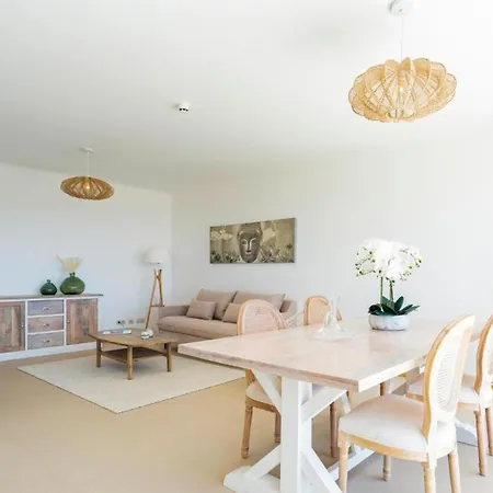 Snazzy Varandas Do Castelo One Bedroom With Sea View Sleeps 2 * Албуфейра